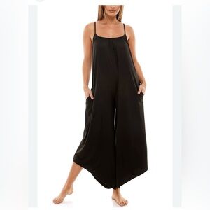 Socialite Black Comfy Jumpsuit with Pockets - Size Small